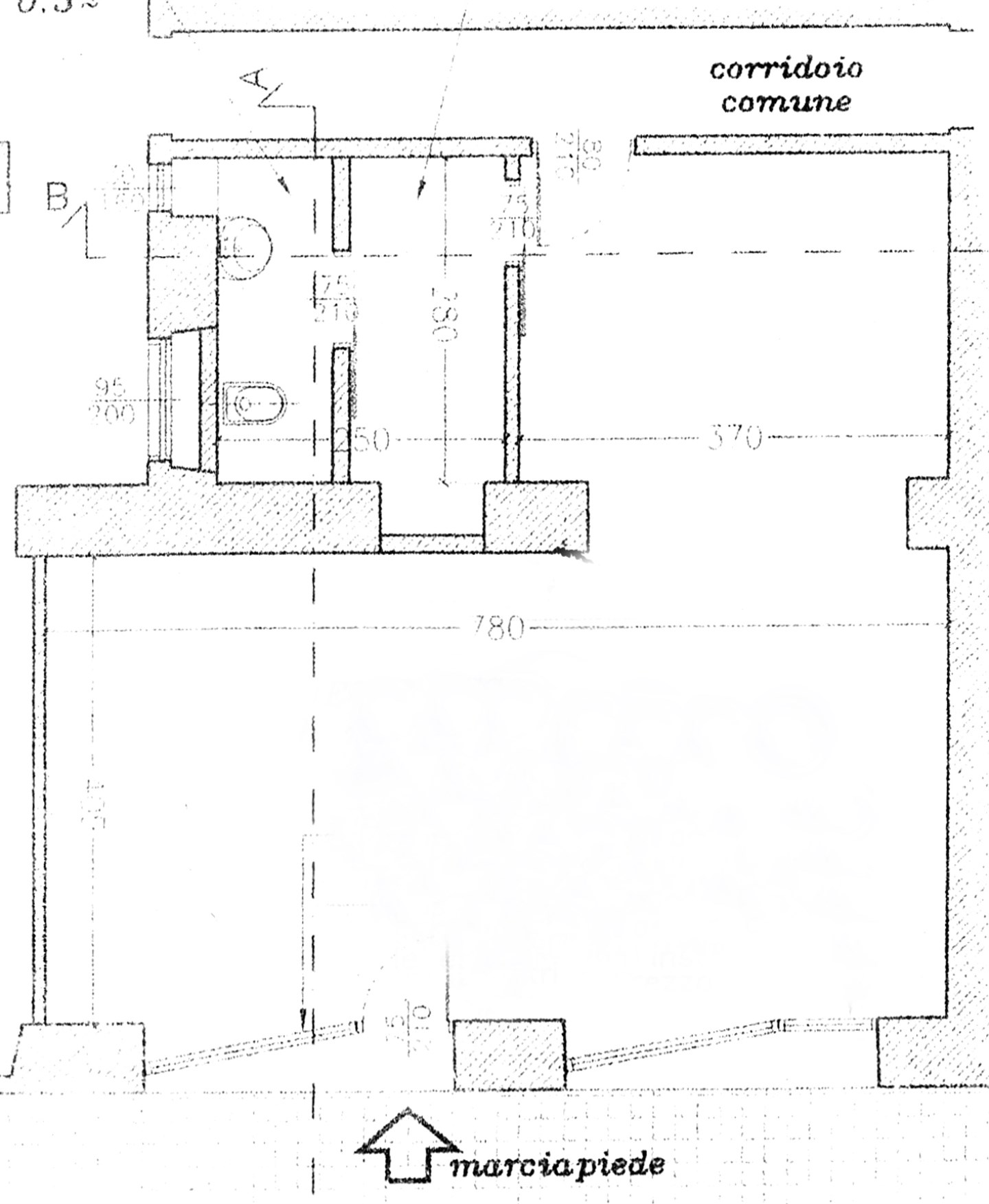 12330-immobiliaredipalo-negoziogravellona- 03_planimetria Negozio centralissimo con forte passaggio