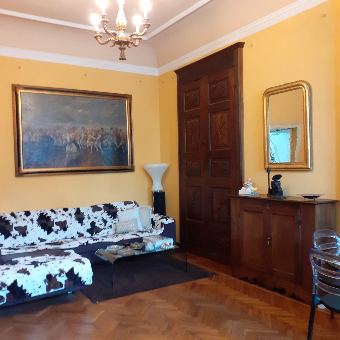 13355-immobiliaredipalo-villalibertyintra- 09_salotto Villa liberty con cortile interno vicino al lungolago