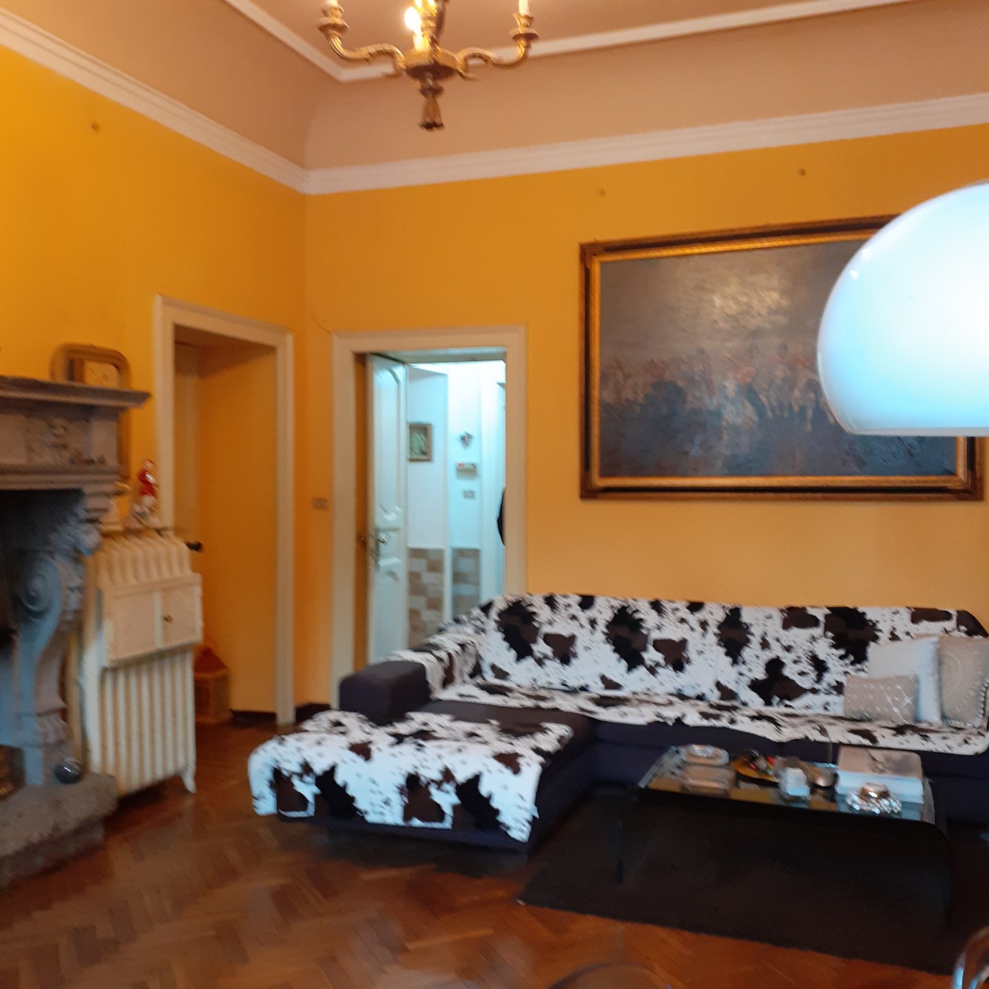 13355-immobiliaredipalo-villalibertyintra- 10_soggiorno2 Villa liberty con cortile interno vicino al lungolago