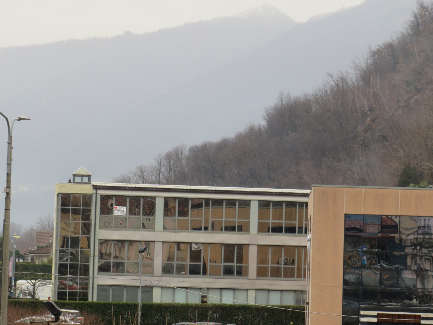 13381-immobiliaredipalo-ufficiofondotoce- 03_facciata3 Luminosissimo ufficio in posizione strategica
