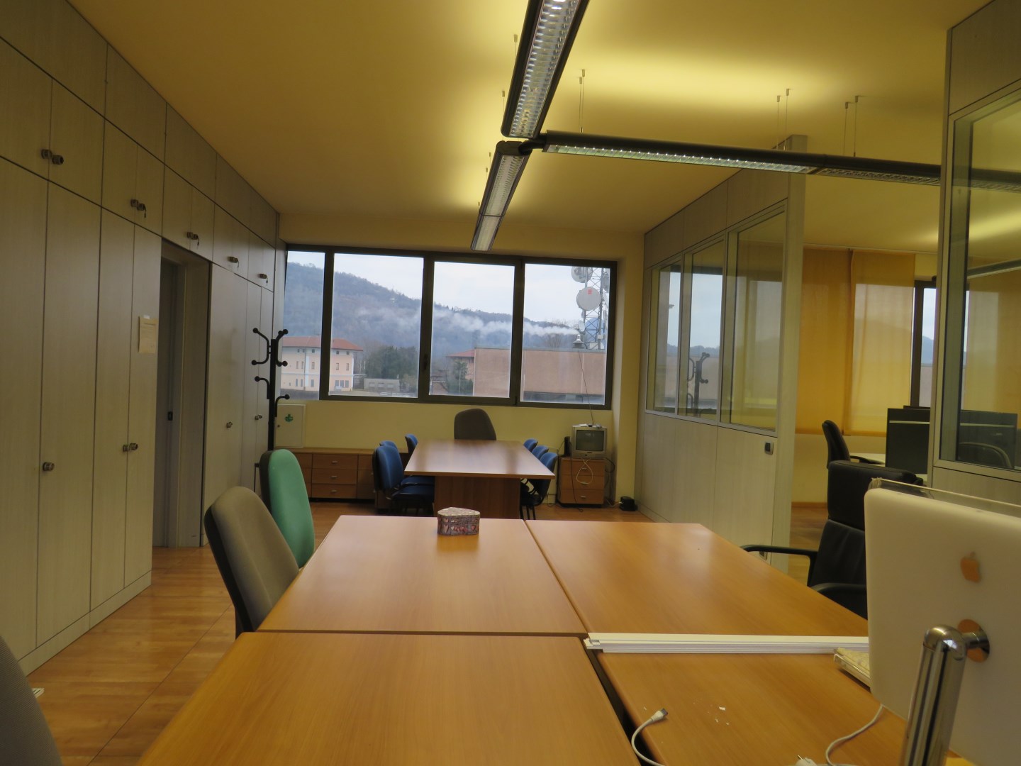 13381-immobiliaredipalo-ufficiofondotoce- 09_locale6 Luminosissimo ufficio in posizione strategica