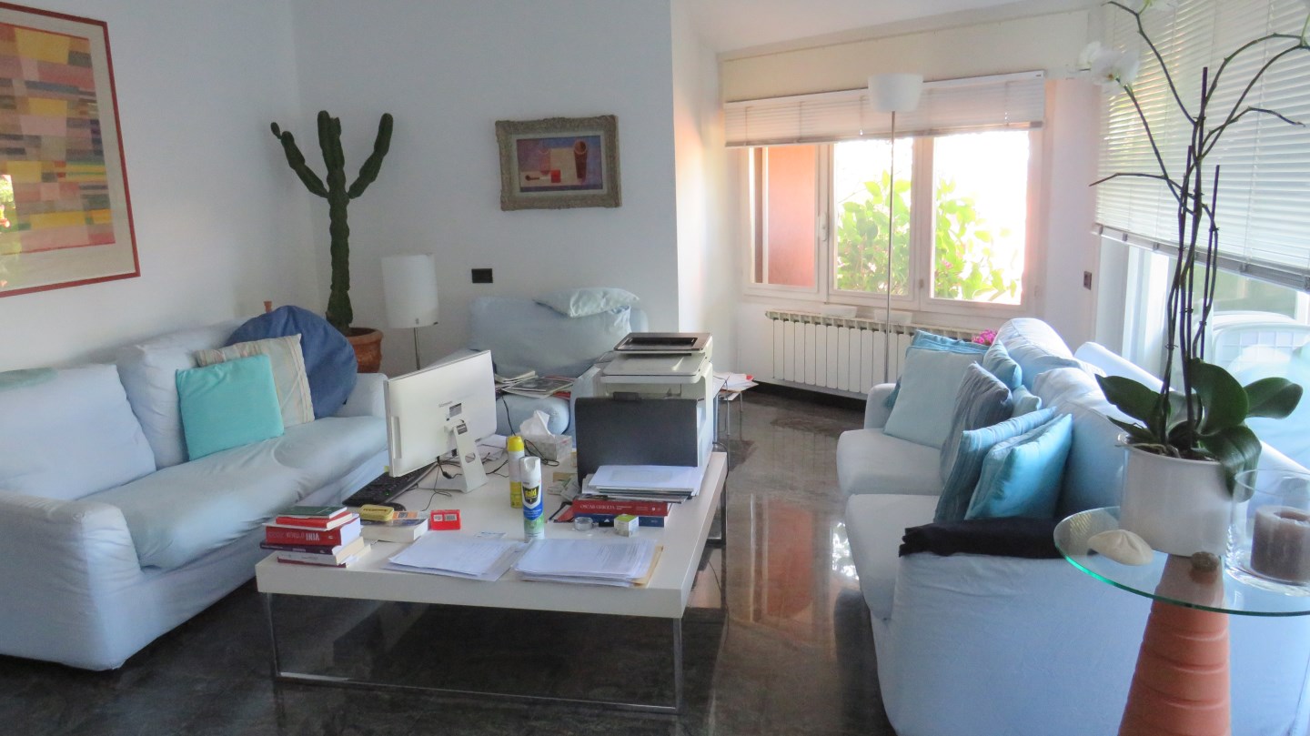 13635-immobiliaredipalo-alloggiolaselvaghiffa-08_soggiorno Appartamento vista lago con grande terrazzo panoramico