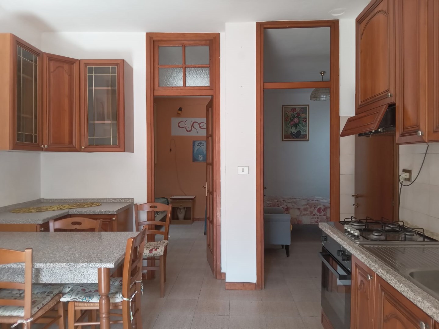 13666-immobiliaredipalo-alloggioviasancarlo- 05_sala Appartamento indipendente vicinissimo al lago