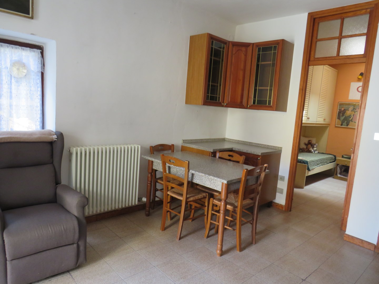 13666-immobiliaredipalo-alloggioviasancarlo- 12_cucina3 Appartamento indipendente vicinissimo al lago
