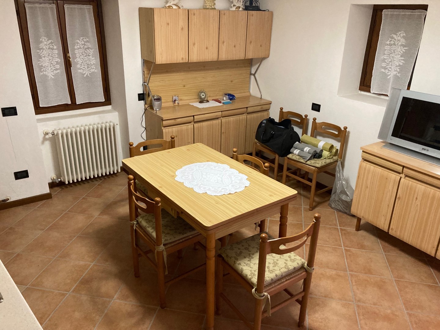 13789-immobiliaredipalo-casacavandone- 06_cucina2 Affascinante Casa in sasso in perfetto stato
