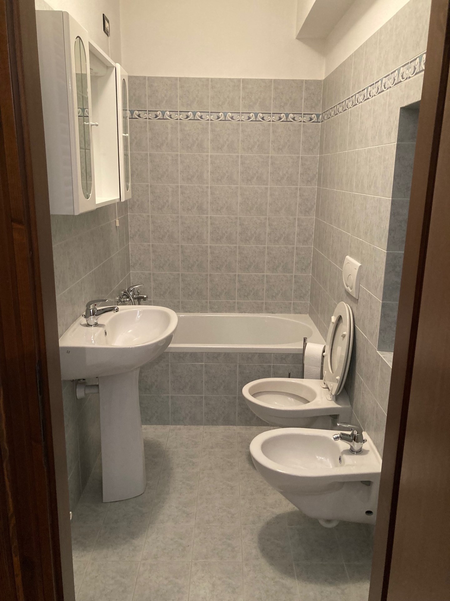 13789-immobiliaredipalo-casacavandone- 12_bagno Affascinante Casa in sasso in perfetto stato
