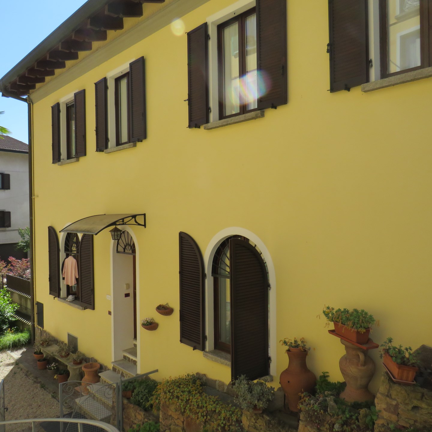 13834-immobiliaredipalo-casameina- 03_facciata2 Casa indipendente con bellissimo giardino