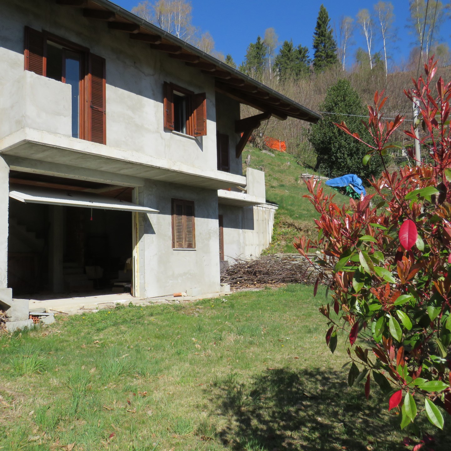 Villa indipendente con giardino