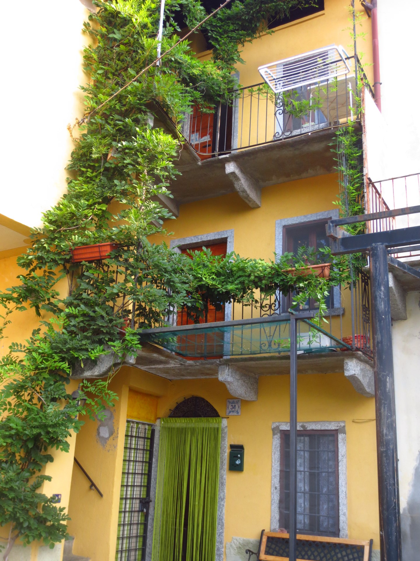 21-immobiliaredipalo-casacomero- 01_facciata Casa tipica dei luoghi immersa nella tranquillità