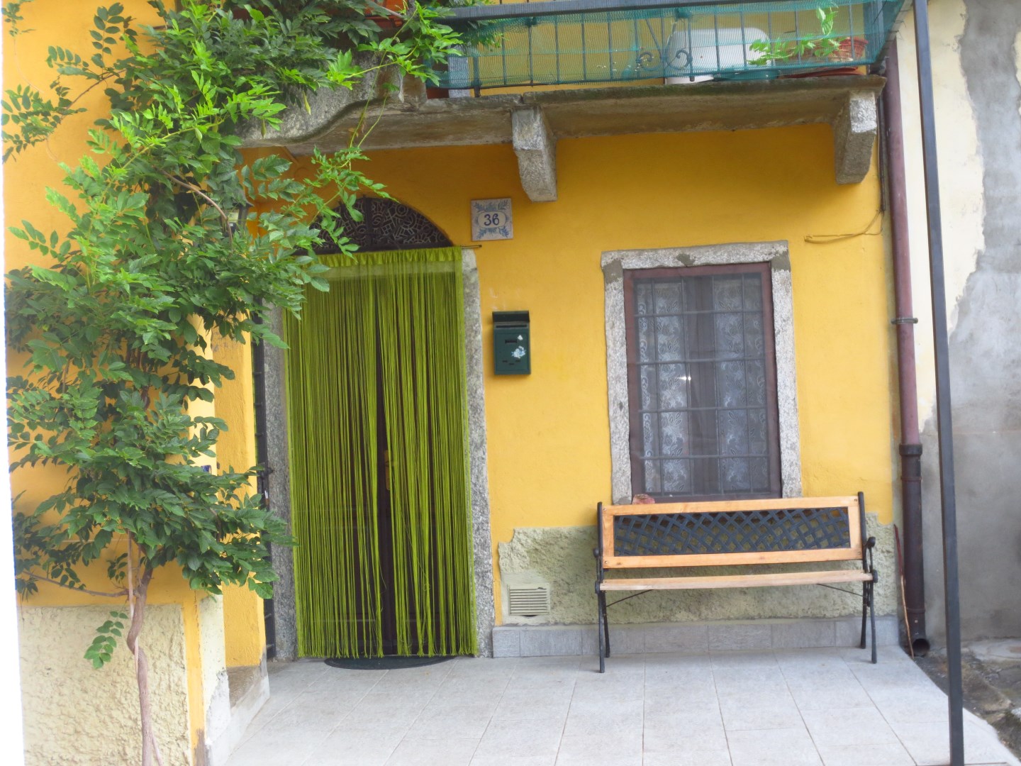 21-immobiliaredipalo-casacomero- 02_ingresso Casa tipica dei luoghi immersa nella tranquillità