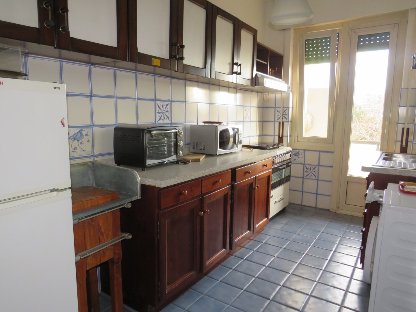 13298-immobiliaredipalo-alloggiopallanza- 07_cucina Appartamento all’ultimo piano con bella vista lago