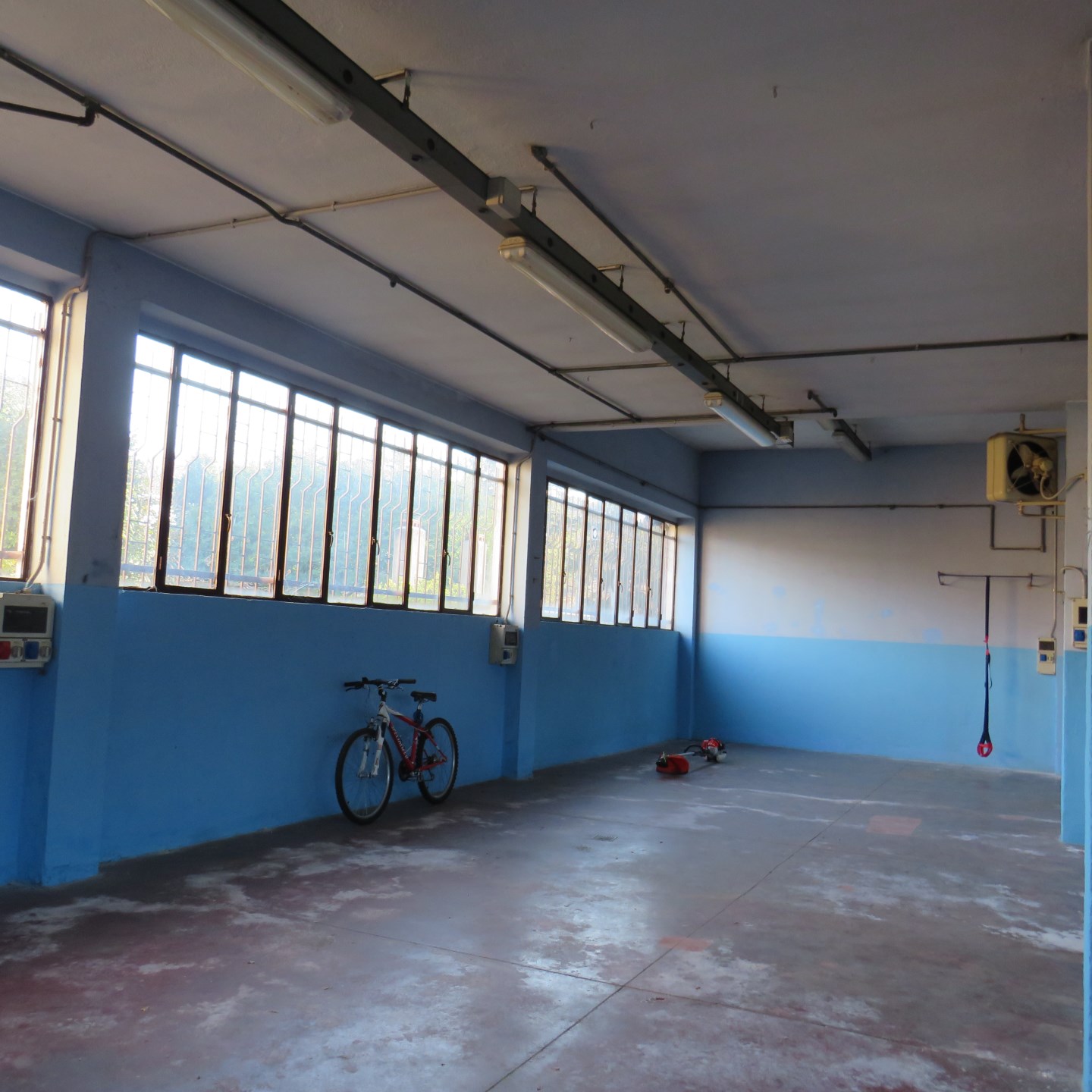 13810-immobiliaredipalo-villaferiolo- 12_magazzino Villa di grande metratura con parco pianeggiante