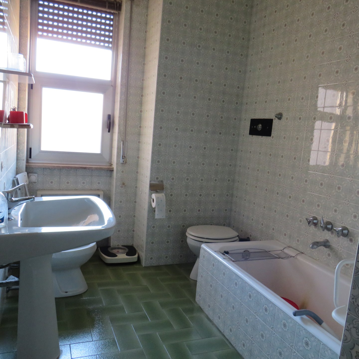 13822-immobiliaredipalo-alloggiointra- 12_bagno Appartamento vista lago a pochi passi dal lungolago