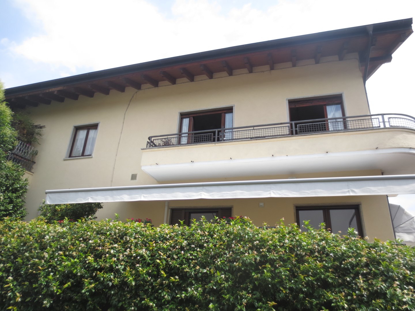 13221-immobiliaredipalo-alloggiointra- 01_facciata Appartamento in bel contesto residenziale