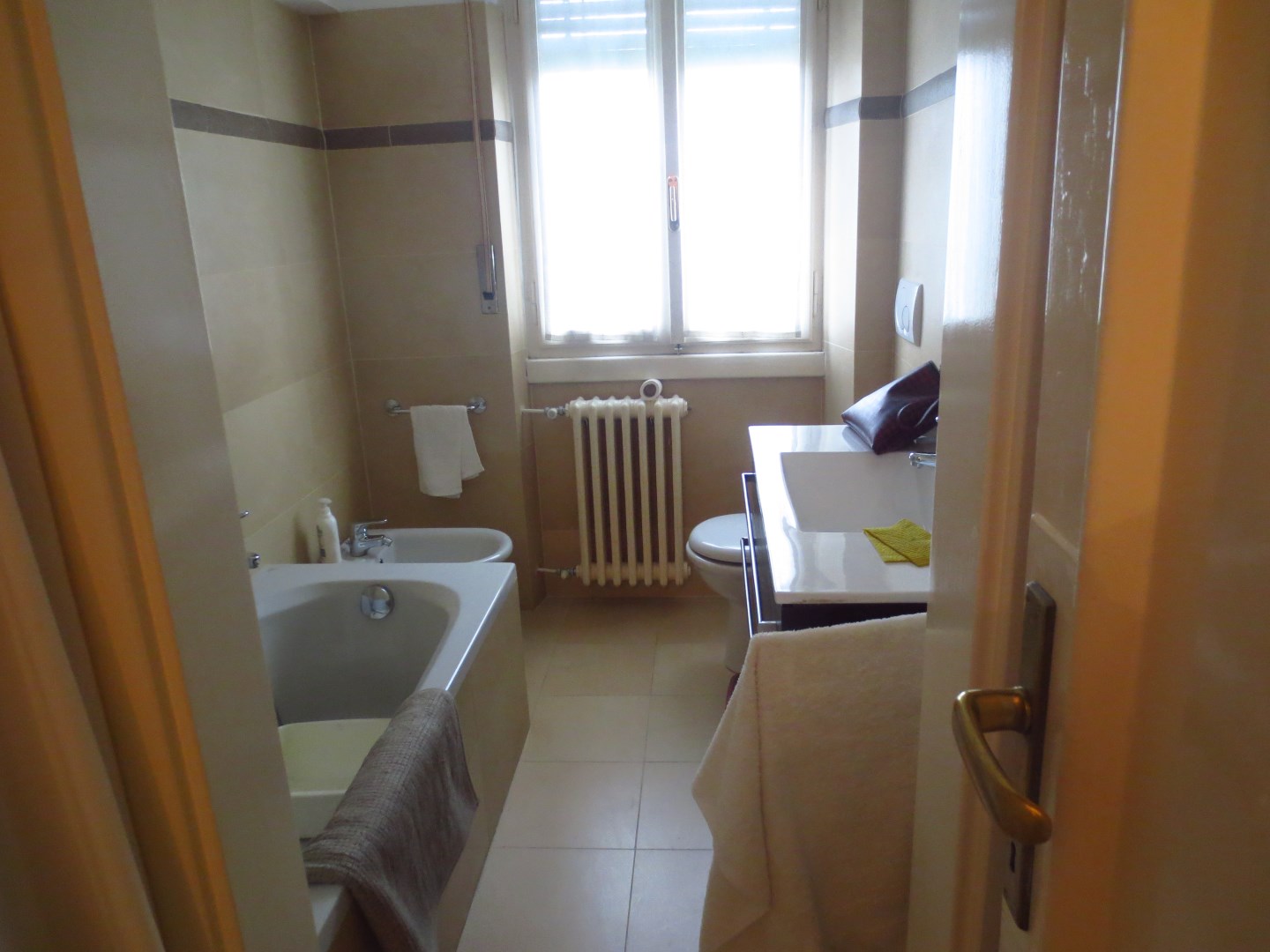 13221-immobiliaredipalo-alloggiointra- 07_bagno Appartamento in bel contesto residenziale
